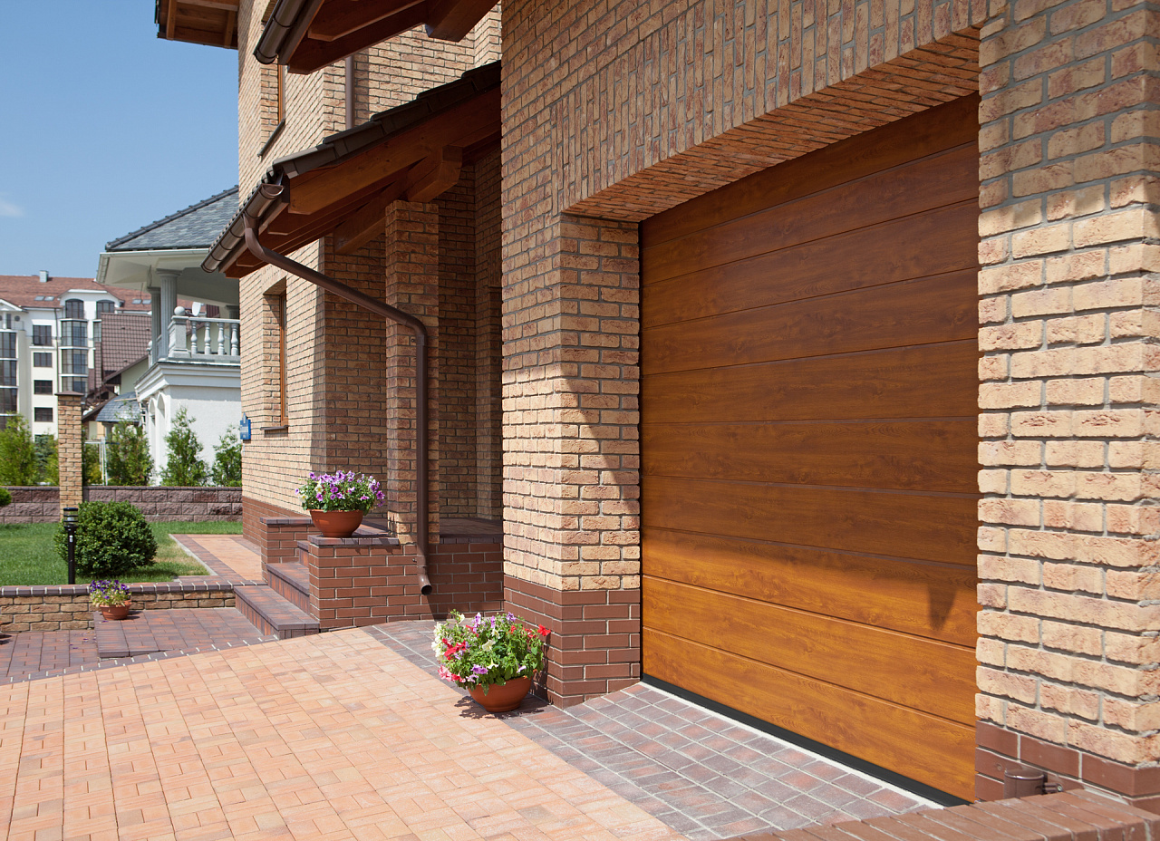 картинка Секционные ворота серии Trend 3000x3000 магазин Одежда+ являющийся официальным дистрибьютором в России 